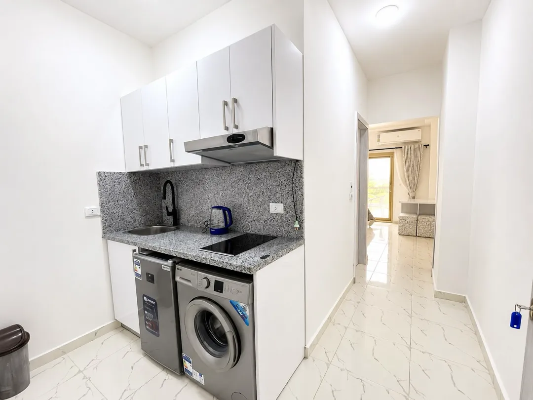 New studio with panoramic sea view + beach — Hurghada · Al Ahyaa, Egypt — photo 9