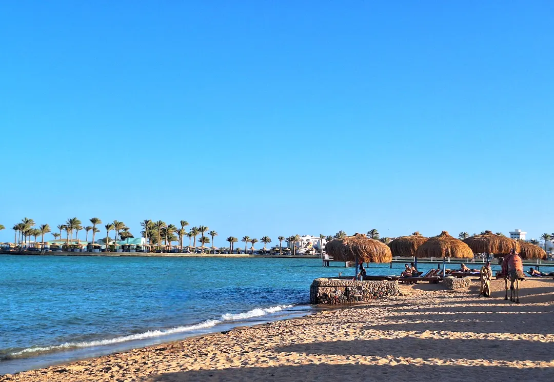 Studio rental with a separate bedroom, free beach — Hurghada · Al Dahar, Egypt — photo 19