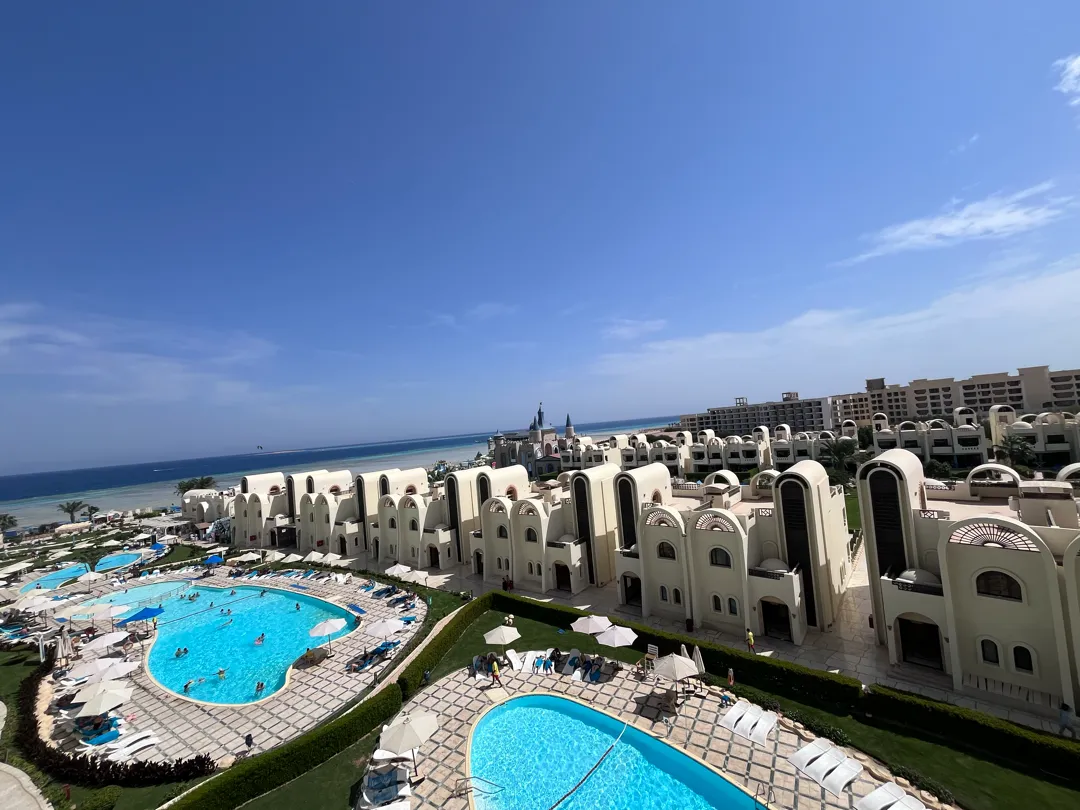 Apartment in a hotel with a stunning sea view — Hurghada · Al Mamsha, Egypt — photo 5