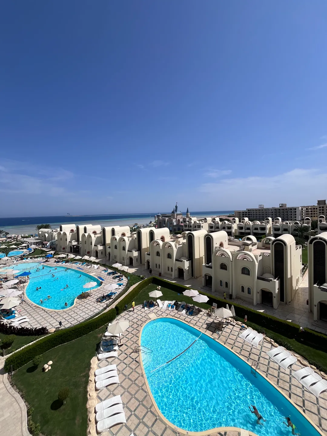 Apartment in a hotel with a stunning sea view — Hurghada · Al Mamsha, Egypt — photo 4