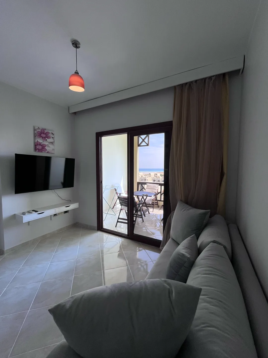 Apartment in a hotel with a stunning sea view — Hurghada · Al Mamsha, Egypt — photo 3