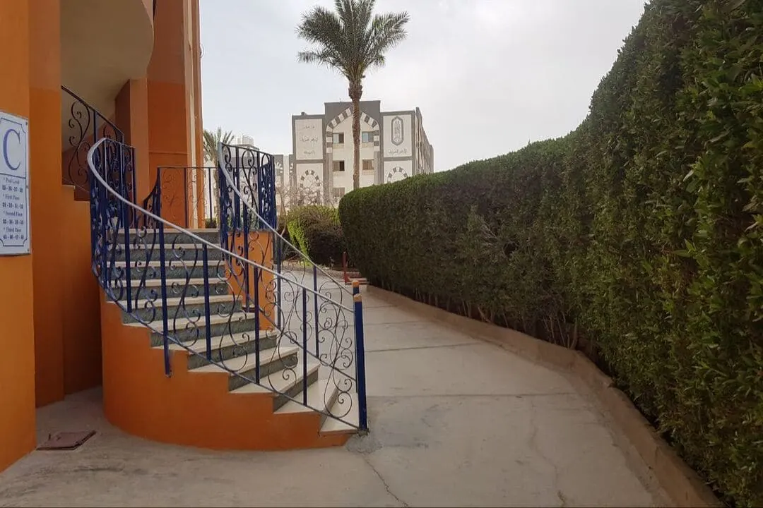 2BR Apartment in Oasis Resort, Al Ahyaa — Hurghada · Al Ahyaa, Egypt — photo 7
