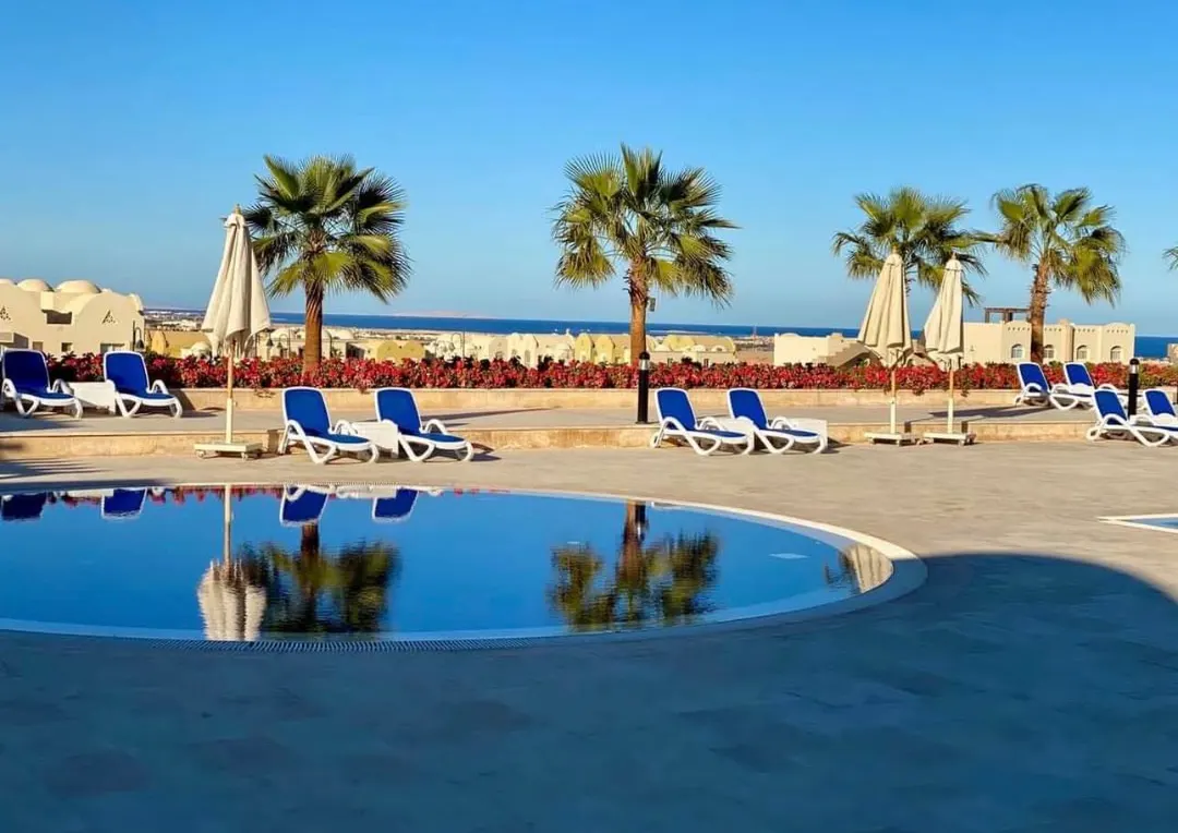 Charming Boho Chalet with Sea & Mountain Views — Makadi Bay, Egypt — photo 20